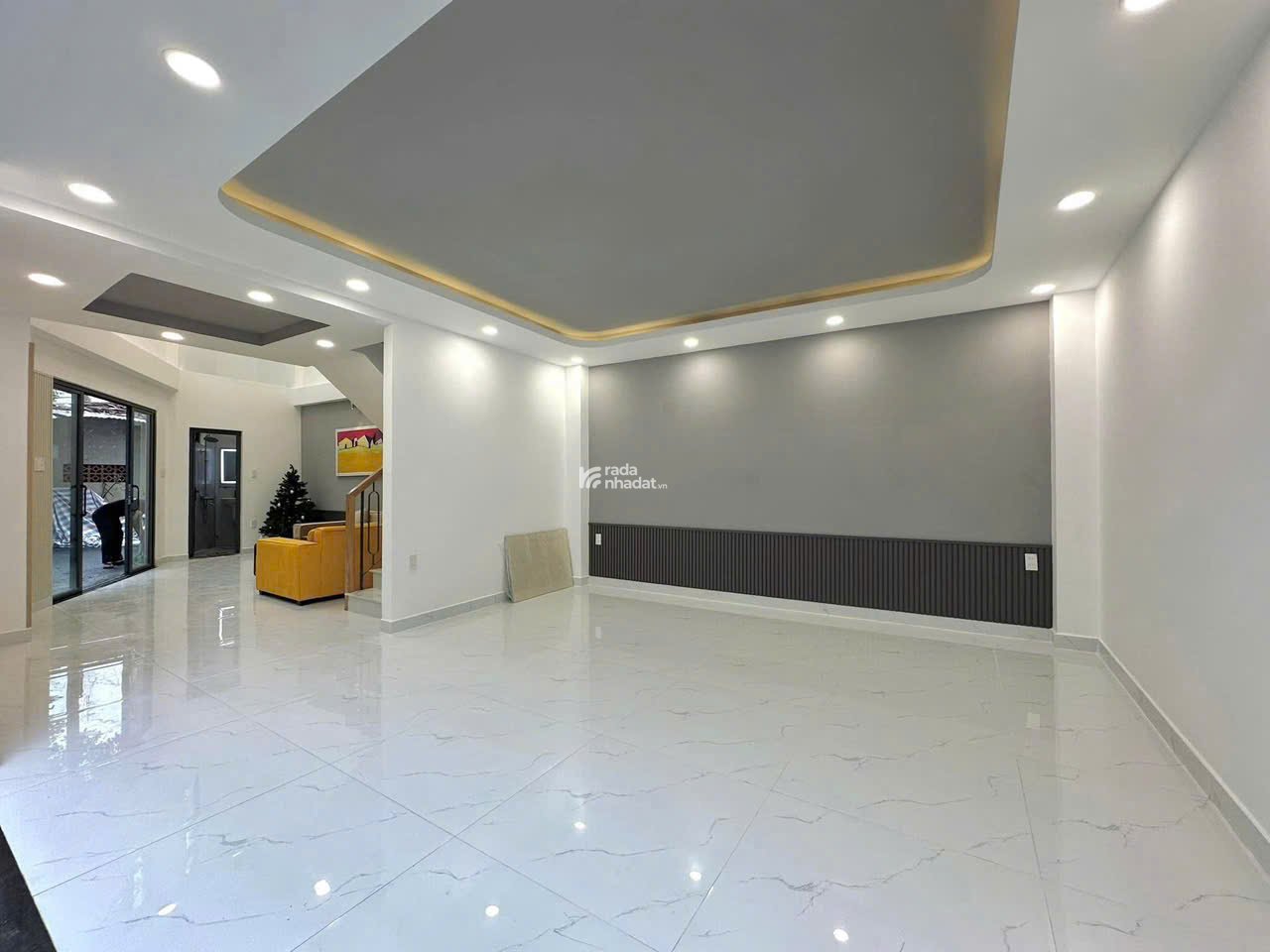 BÁN NHÀ GÓC 2 MẶT TIỀN HẺM XE HƠI NGUYỄN VĂN ĐẬU – NHÀ MỚI 4 TẦNG, GARA Ô TÔ - 4PN– GIÁ 8.3 TỶ