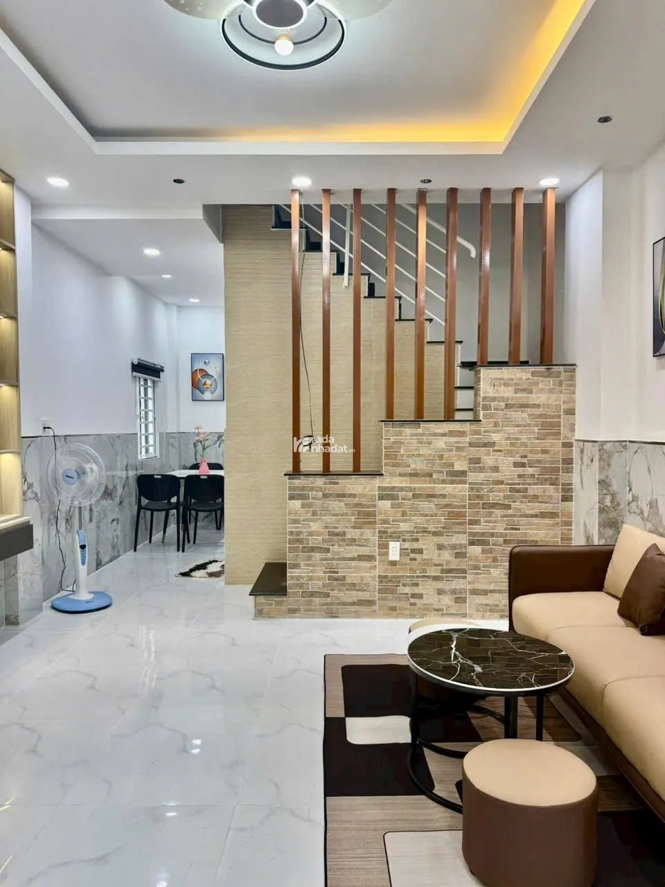 NHÀ ĐẸP ĐƯỜNG THÔNG NHẤT P10 GÒ VẤP 33M2 , 3.85 TỶ