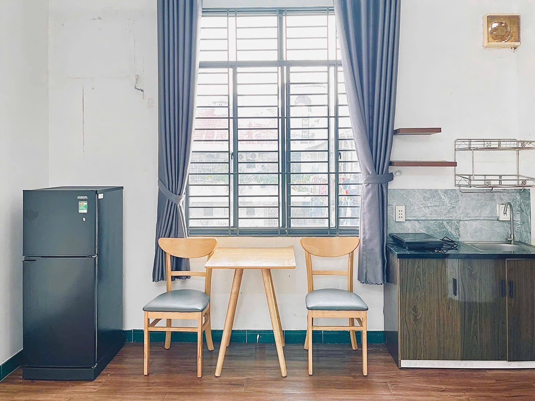 STUDIO XINH XẮN, CỬA SỔ ĐÓN NẮNG _ NGAY TRUNG TÂM QUẬN 1 _ GẦN CẦU THỊ NGHÈ - THẢO CẦM VIÊN