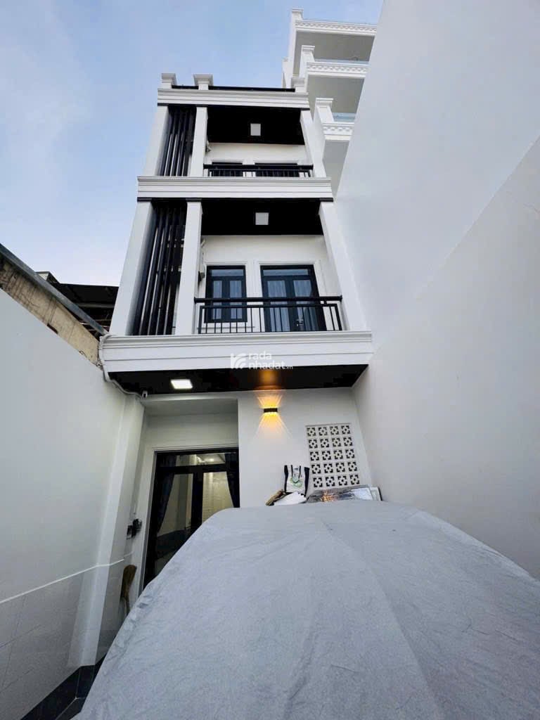CHÍNH CHỦ BÁN GẤP CĂN NHÀ NGAY ĐƯỜNG LỚN HOÀNG PHAN THÁI