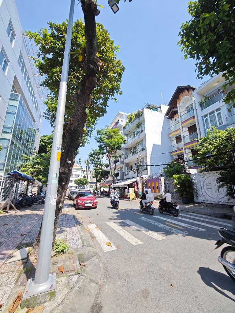 NGAY CHỢ VẢI, MTKD PHẠM VẤN, TÂN PHÚ, CHUẨN 225M2 HIẾM CÓ. GIẢM 450TR CHỈ 43T TL TỐT