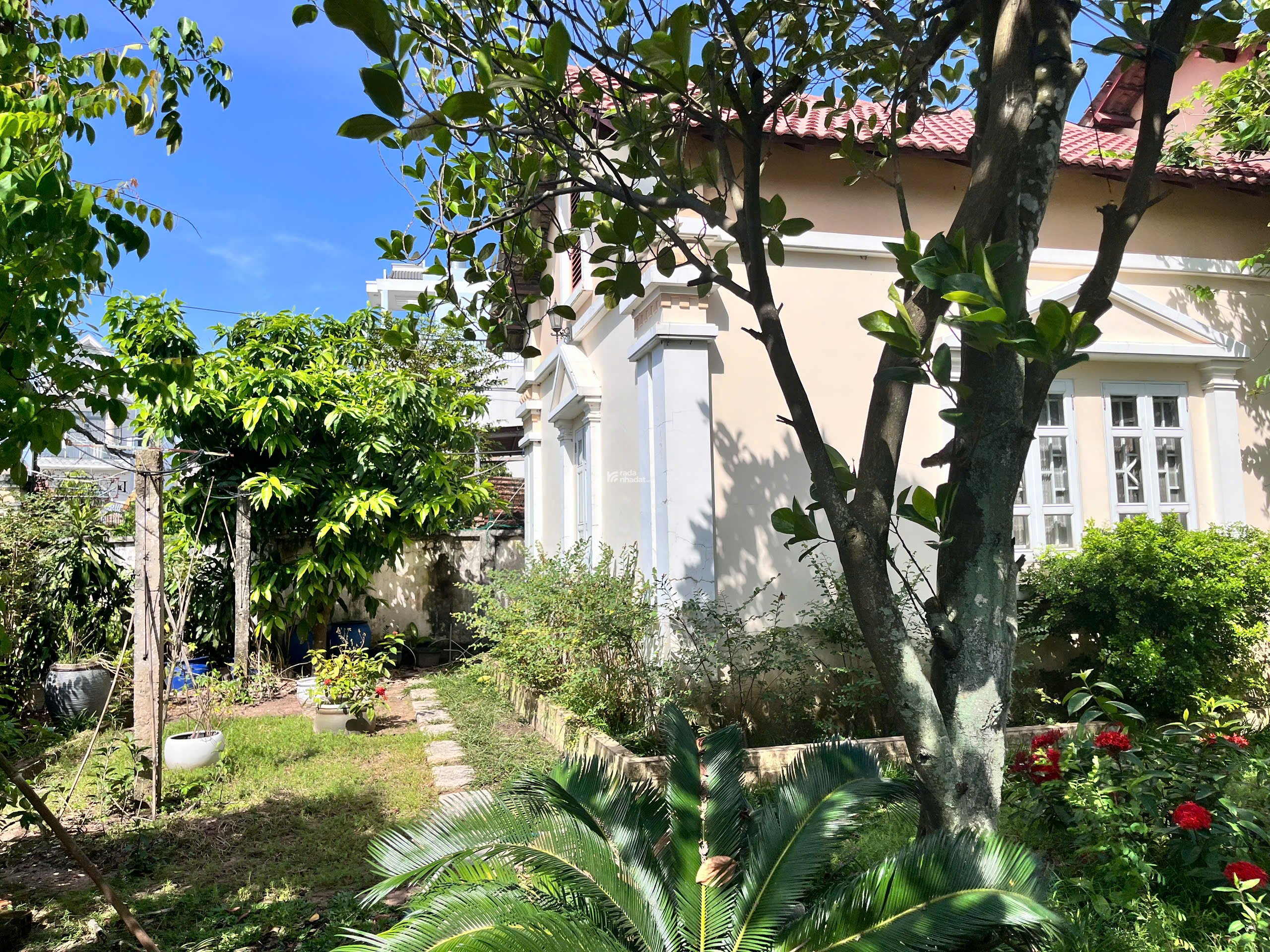 Nhà vườn 1600m2, hóc môn phù hợp khách mua làm Café vườn