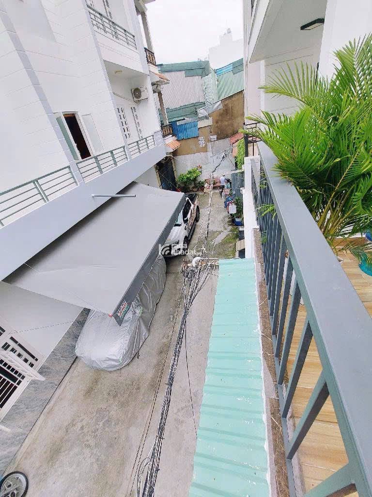 XE HƠI VÀO NHÀ - NHÀ LUNG LINH, 3PN GỒM 1PN TRỆT- SỔ VUÔNG - 45M2 - NHỈNH 5 TỶ