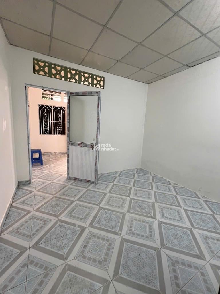 BÁN NHÀ LÒ GỐM 25M2 2.4 TỶ LÔ GÓC 3 MẶT THOÁNG SỔ HỒNG RIÊNG QUẬN 6