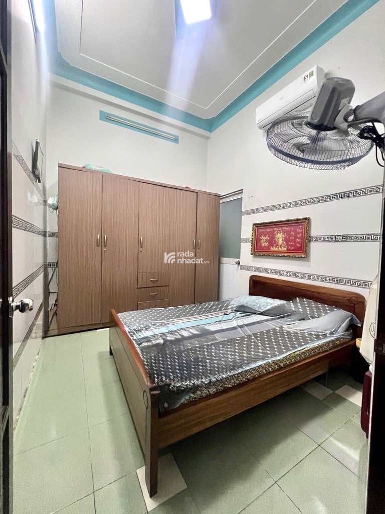 BÁN NHÀ HẺM XE TẢI 100M2 (5*20) 4 PHÒNG NGỦ 6.4 TỶ KẾ KHU TÊN LỬA BÌNH TÂN 