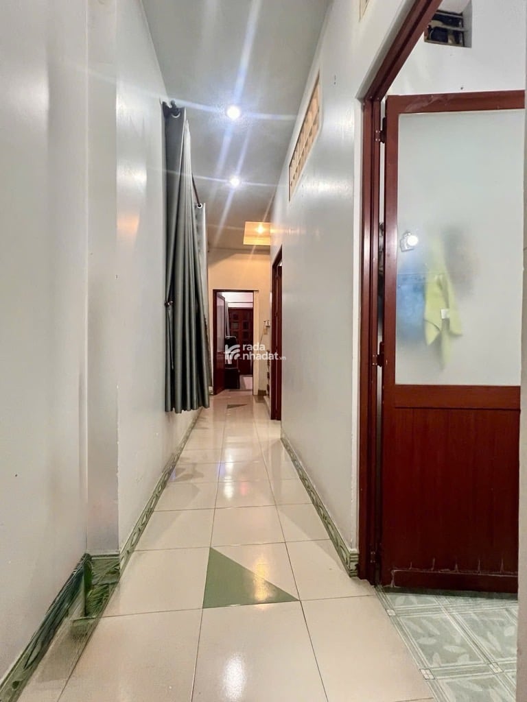 BÁN NHÀ HẺM XE TẢI 100M2 (5*20) 4 PHÒNG NGỦ 6.4 TỶ KẾ KHU TÊN LỬA BÌNH TÂN 