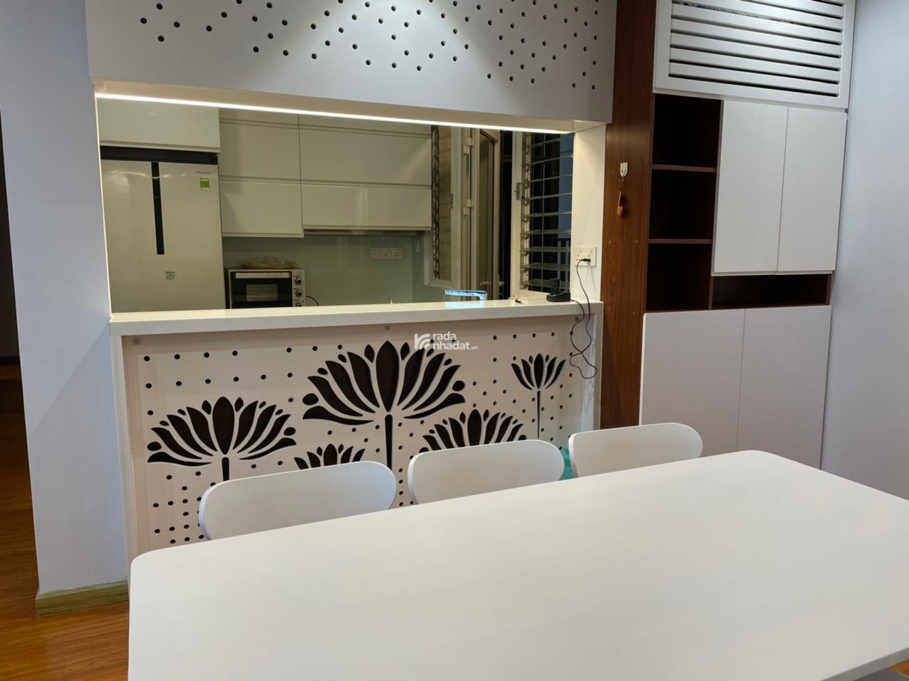 Bán nhanh 2PN diện tích cực lớn 97m2, căn góc riêng tư ban công rộng, tầng cao mát mẻ, chỉ 6.5 tỷ