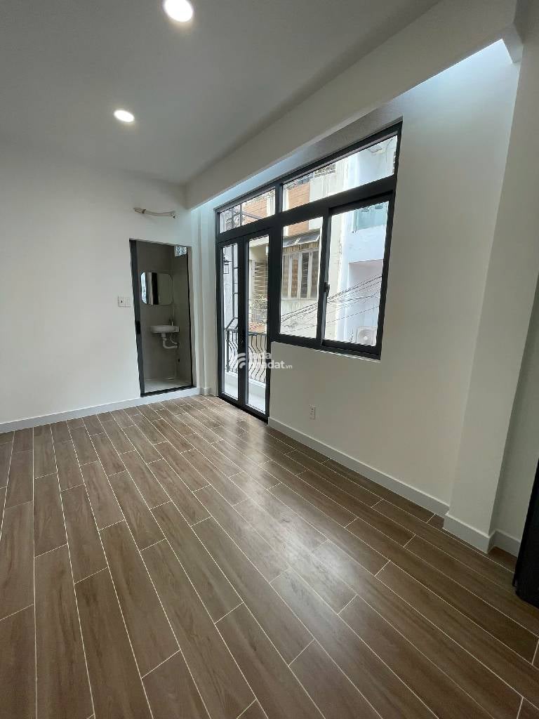 HẺM XE HƠI SÁT NHÀ CMT8, TÂN BÌNH, 33M2 XÂY MỚI. GIẢM 350TR CHỈ 5.6T 