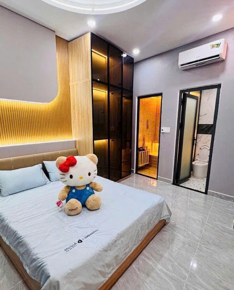 Bán nhà Lê Văn Sỹ - QUẬN 3 - 5.7 x 7 m - 4 tầng - 7.3 tỷ