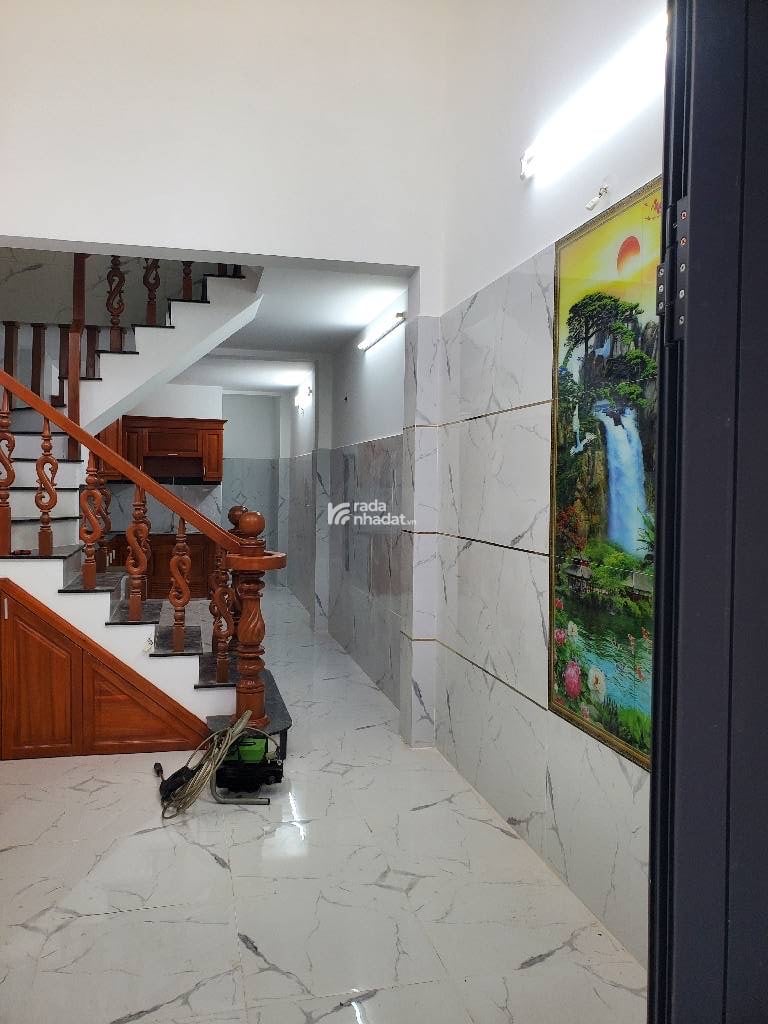 GẦN CHỢ BÌNH TRỊ ĐÔNG - BÌNH TÂN - HẺM XE HƠI THÔNG - 37M2 - 3 TẦNG MỚI ĐẸP BTCT