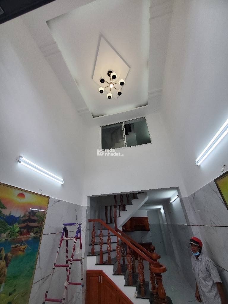 GẦN CHỢ BÌNH TRỊ ĐÔNG - BÌNH TÂN - HẺM XE HƠI THÔNG - 37M2 - 3 TẦNG MỚI ĐẸP BTCT