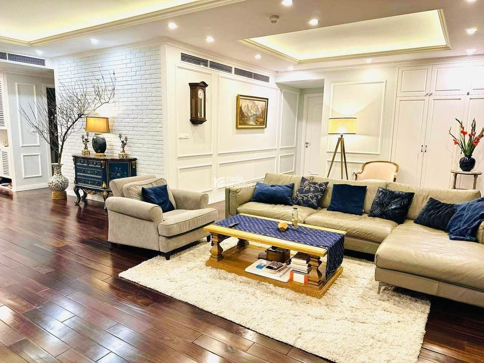 Căn hộ cao cấp toà D'. Le Roi Soleil 59 Xuân Diệu 3 ngủ 3 vệ sinh siêu rẻ