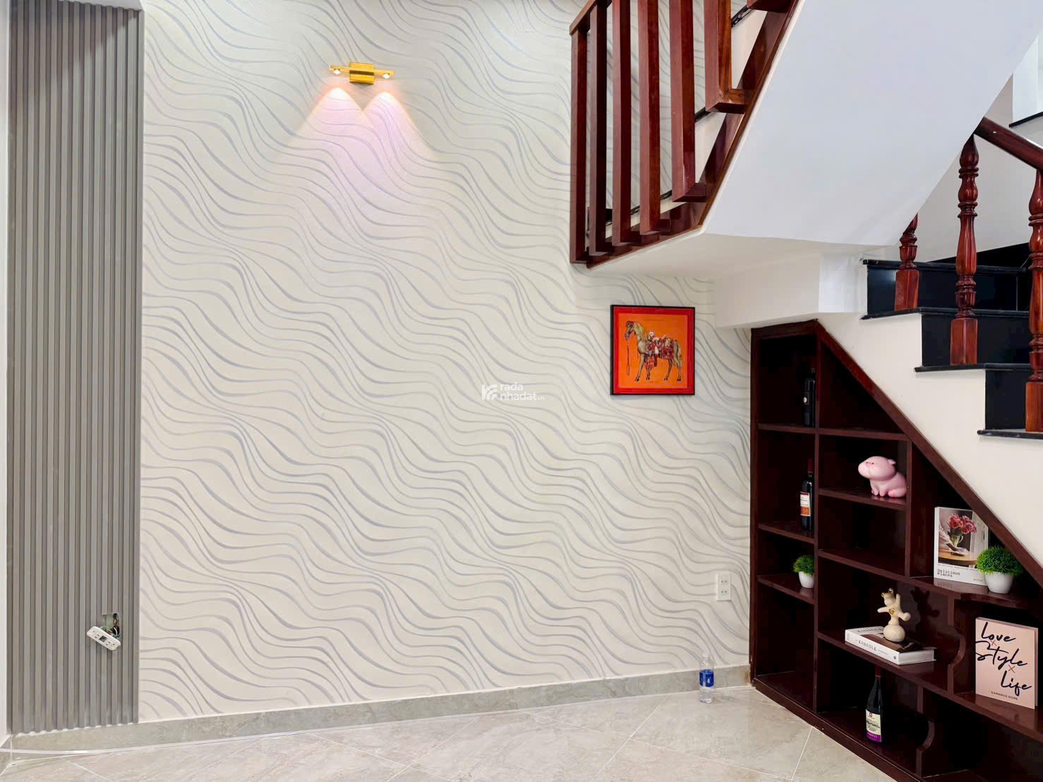 NHÀ ĐẸP GIÁ TỐT 3 TẦNG NGAY NGÃ TƯ GA, CHỈ 3.78 TỶ!