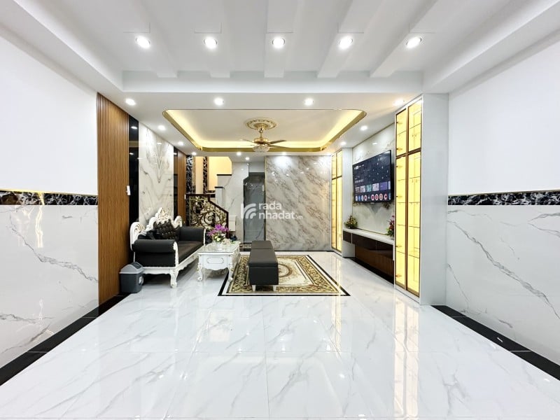 NHÀ ĐẸP TÂN CỔ ĐIỂN QUẬN 3 - 5 TẦNG - THANG MÁY, FULL NỘI THẤT - Ô TÔ TRÁNH 