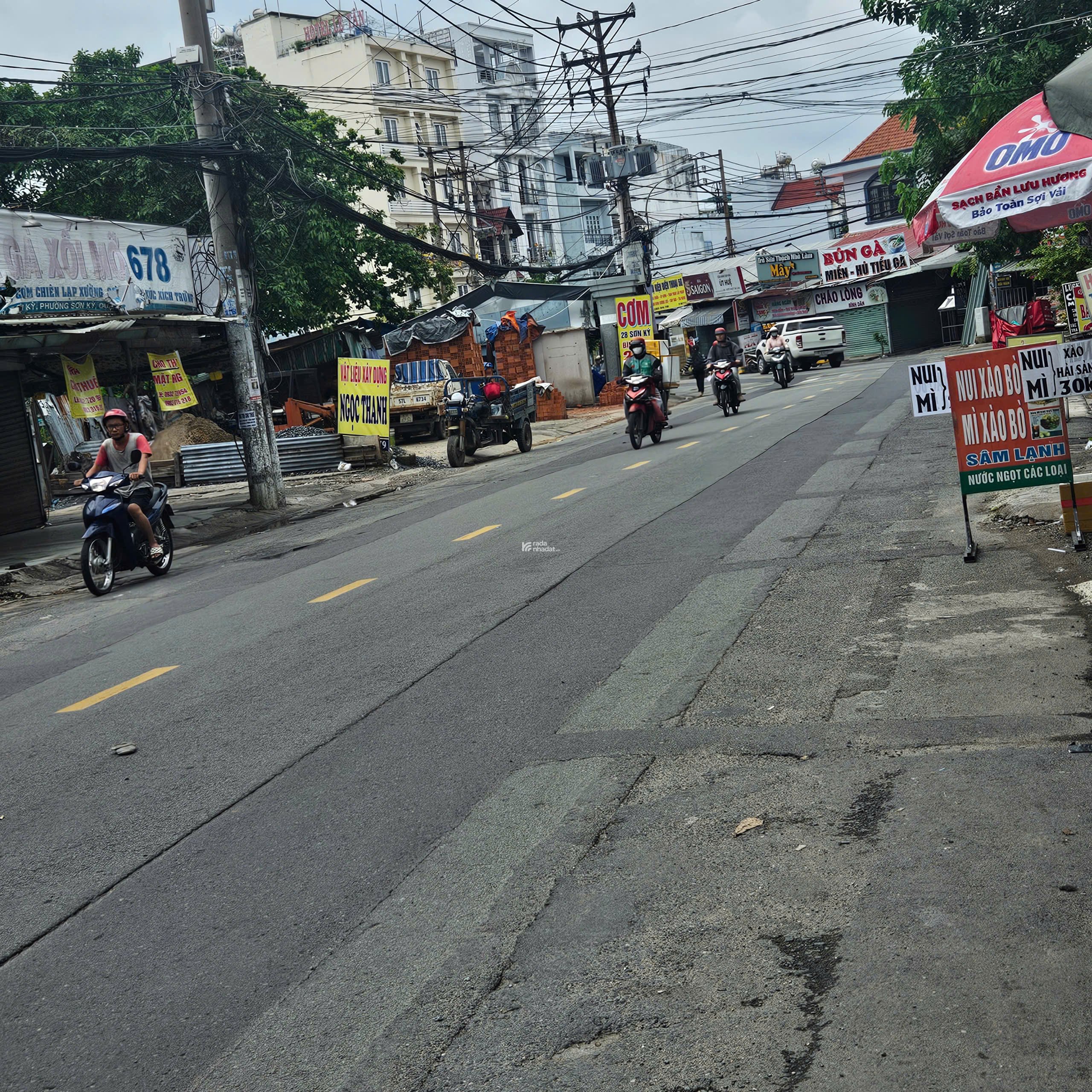 MẶT TIỀN LŨY BÁN BÍCH- LƯƠNG MINH NGUYỆT TÂN PHÚ. DT 4X25M