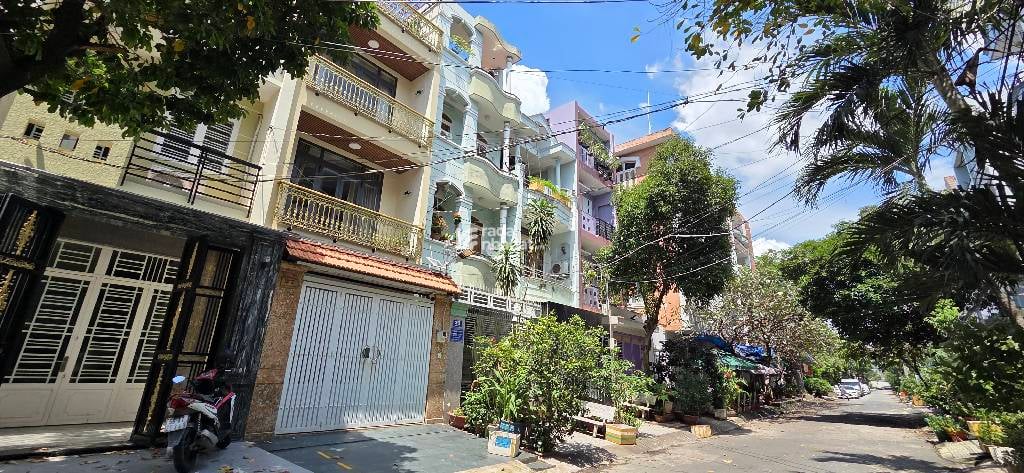 SIÊU PHẨM 4 TẦNG 5PN AN LẠC HỒ HỌC LÃM 102M2 NGANG HIẾM 8M NHIK 7 TỶ 