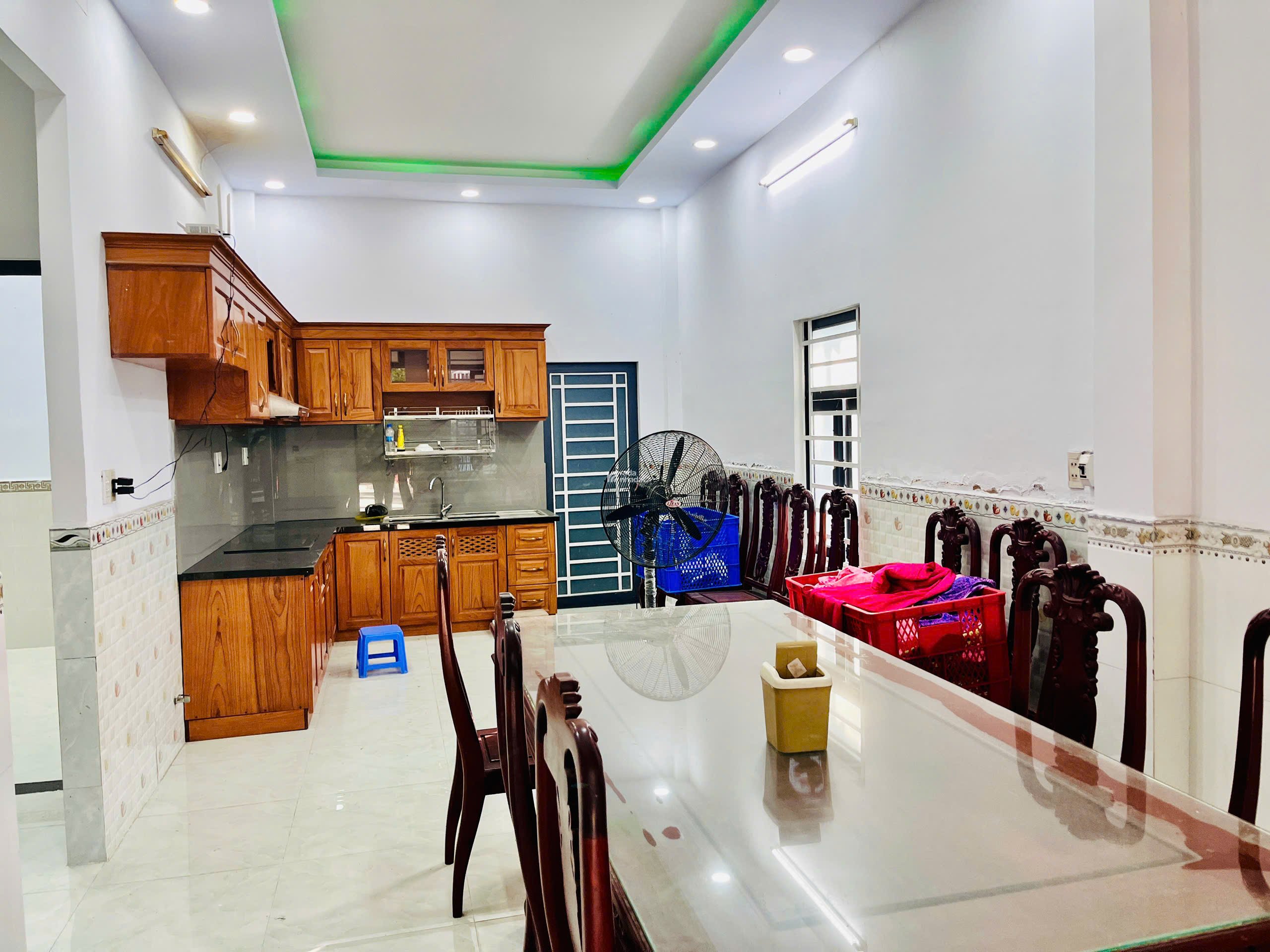 Nhà xường 880m2 ngang 16m dài 57m Hóc Môn