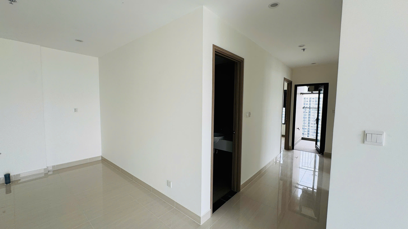 Cần bán 3PN 81,20m2, phân khu The Origami, giá tốt 4,69tỷ