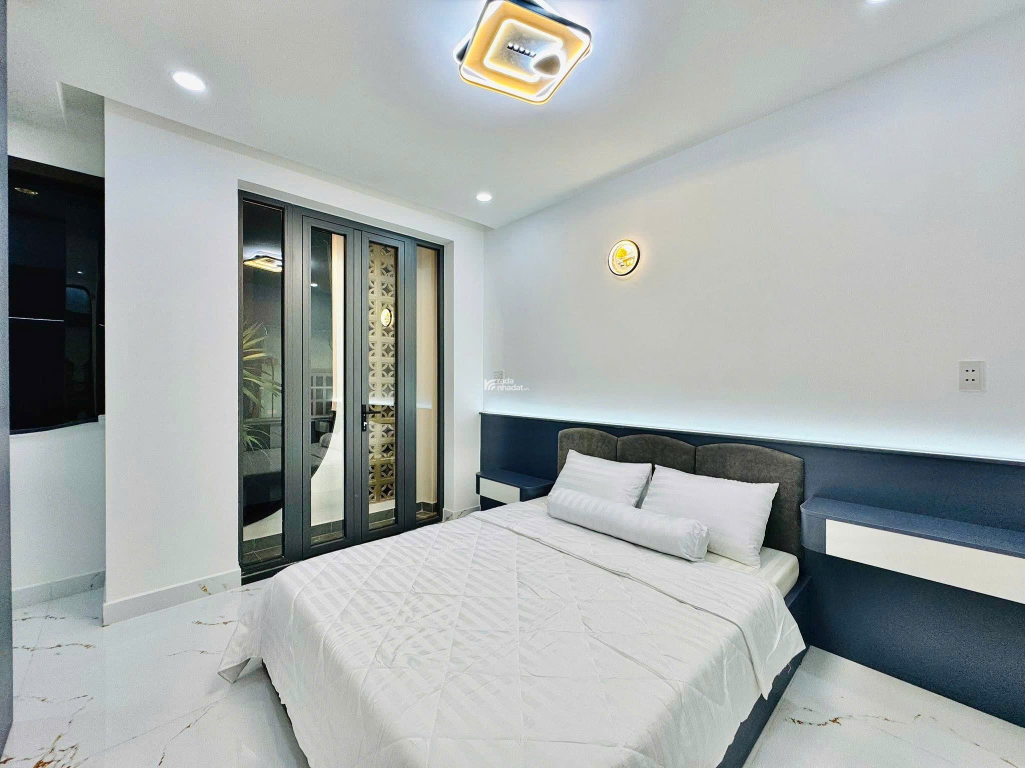 Bán nhà ngay đường Phan Văn Hân, Bình Thạnh. Giá 4 tỷ 250tr/ DT 51,5m2, Sổ Hồng Riêng, Đường ô tô