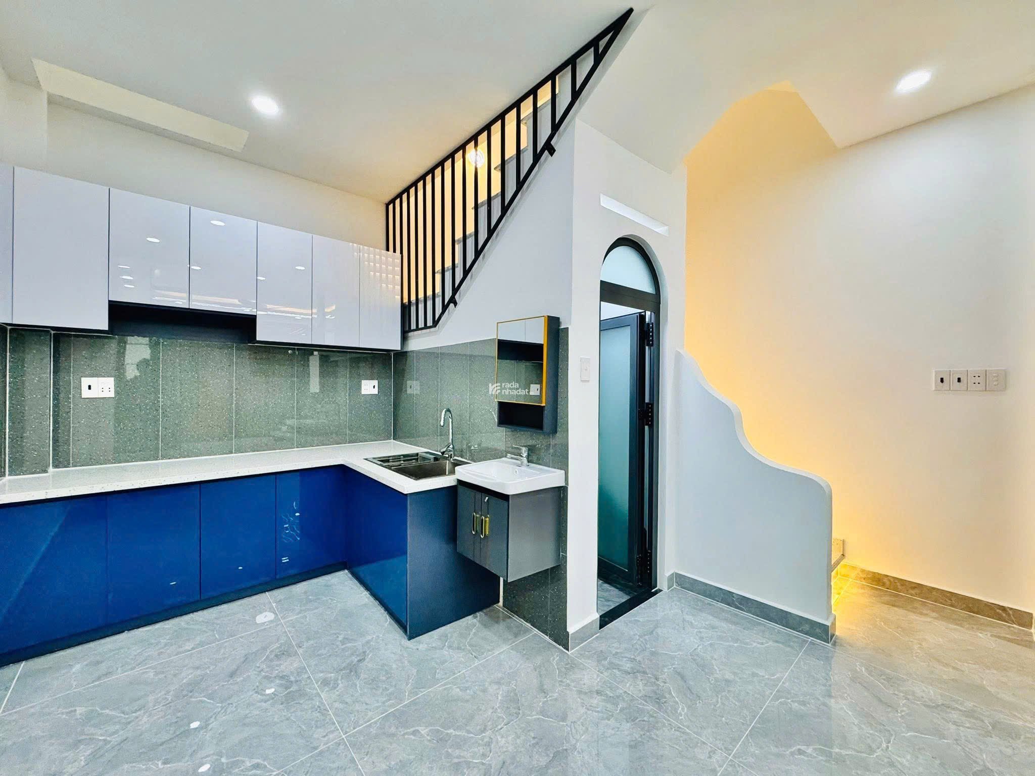 Bán nhà ngay đường Phan Văn Hân, Bình Thạnh. Giá 4 tỷ 250tr/ DT 51,5m2, Sổ Hồng Riêng, Đường ô tô