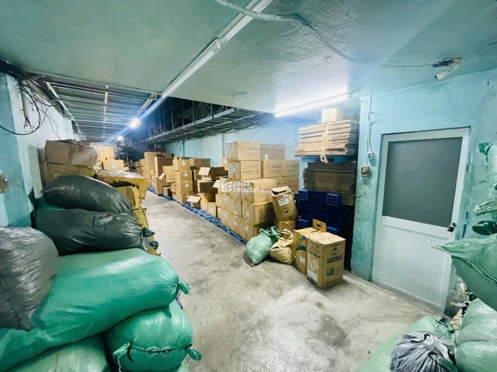 HẺM XE HƠI SÁT NHÀ, TÁI THIẾT, TÂN BÌNH, 110M2 NGANG HIẾM. GIẢM 350TR CHỈ CÒN 15T TL 