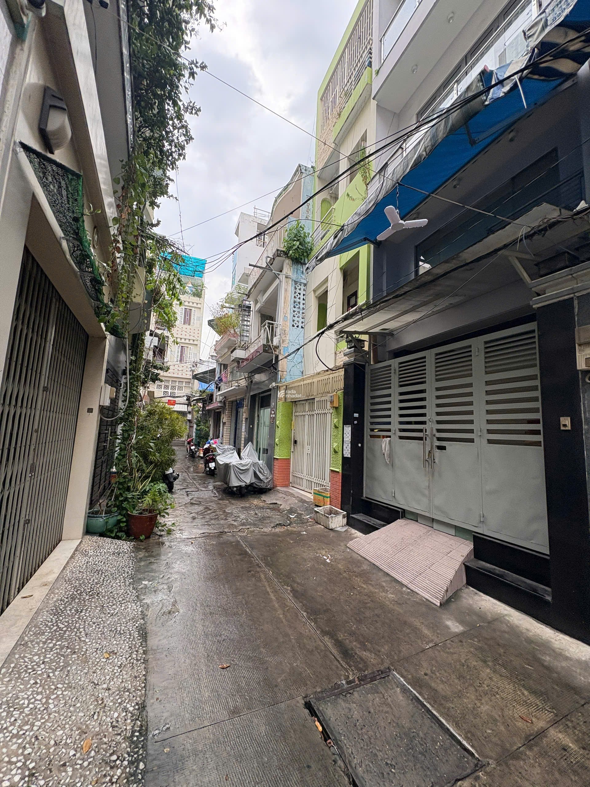 Giảm 2 tỷ - Bán nhà hẻm 3.5m đường Lê Hồng Phong quận 10