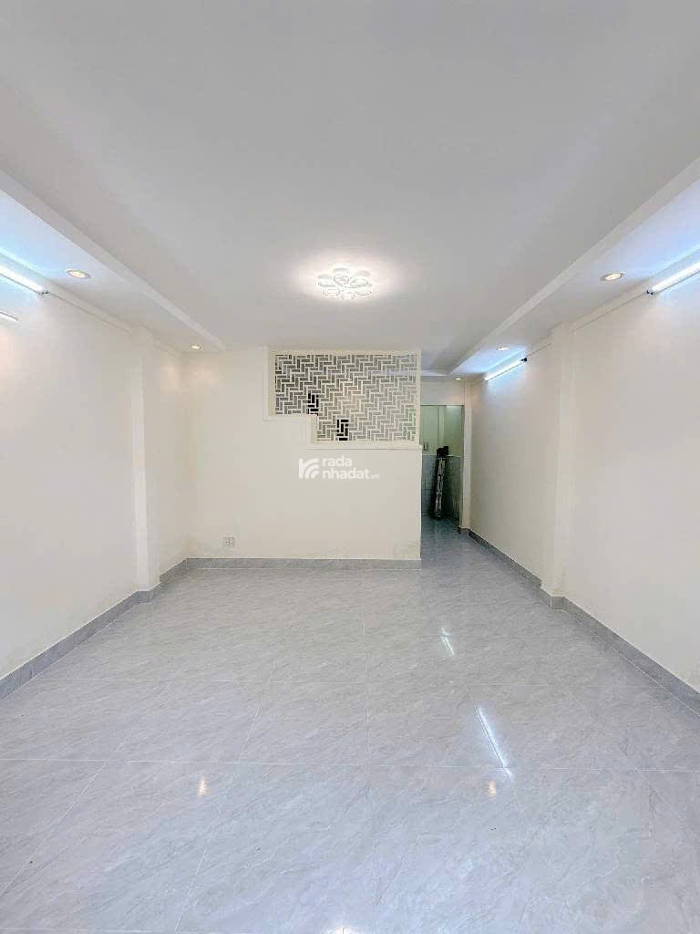 Nhà đẹp 4 lầu -4*10 - đường số Tân Quy - hẻm 1 xẹt - gần 4M sát mặt tiền 2 căn - nhỉnh 4T TL