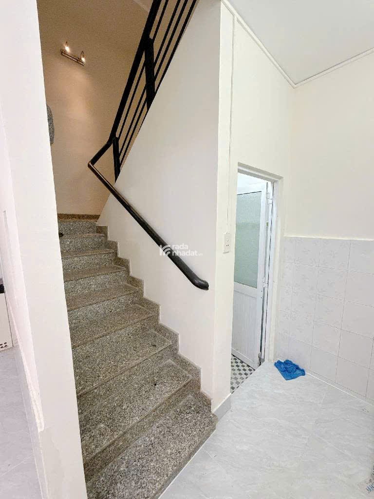 Nhà đẹp 4 lầu -4*10 - đường số Tân Quy - hẻm 1 xẹt - gần 4M sát mặt tiền 2 căn - nhỉnh 4T TL