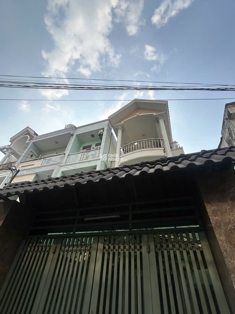 Giá tốt đường 8m Xe Hơi tránh 94m2 3 tầng Quang Trung P8 Gò Vấp   Chỉ 10.7 tỷ 