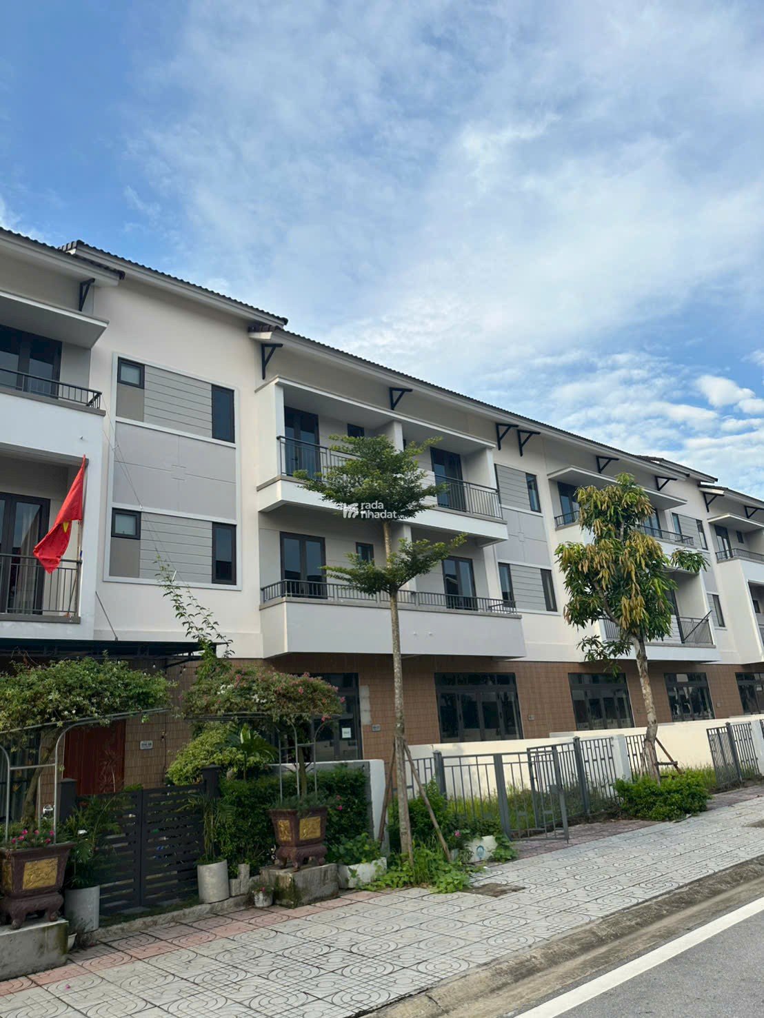 Nhà  Đất 100m2 chỉ cần 2tỷ 