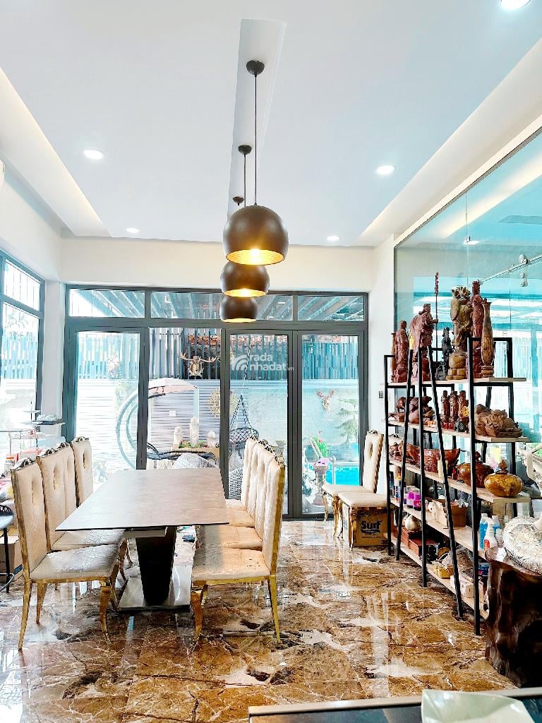 NHỈNH 100 TỶ - BIỆT THỰ ĐẲNG CẤP XUÂN THỦY - THẢO ĐIỀN - QUẬN 2 -  NGAYPHỐ ĐI BỘ THẢO ĐIỀN - 3 TẦNG