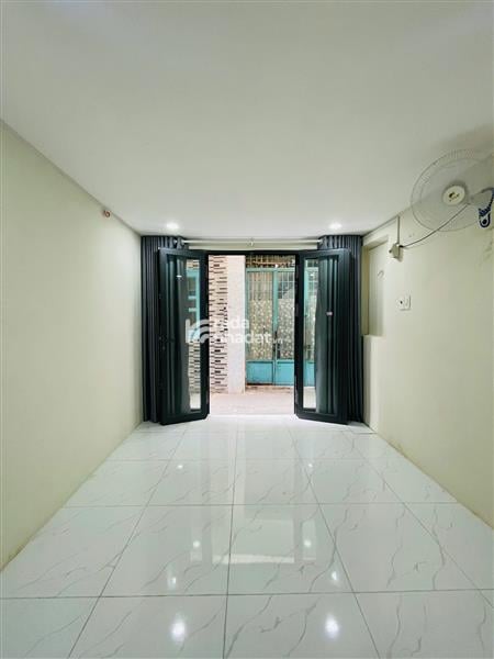 NGAY LANDMARK 81, VÕ DUY NINH, BÌNH THẠNH, CÓ KC Ở NGAY. GIẢM 650TR CHỈ CÒN 3T TL 