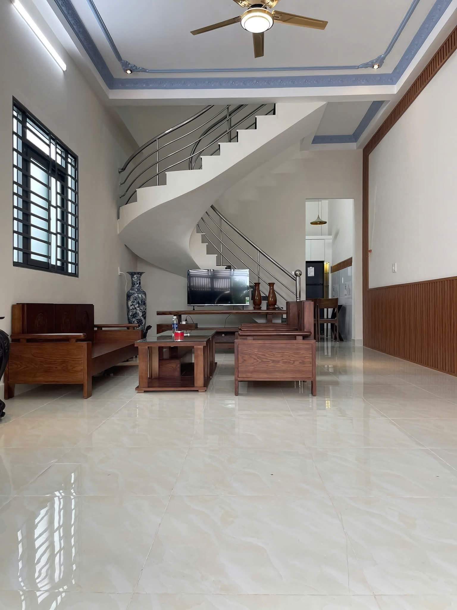 Nhà đẹp P19 Q. Bình Thạnh GIÁ 3TỶ950, cạnh trung tâm SG, HXH, tiện kinh doanh, làm VP, LH ngay