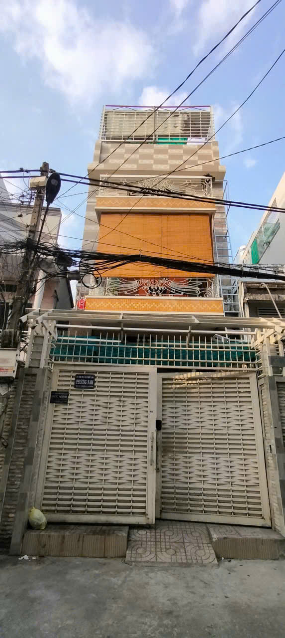 Chủ trực tiếp bán gấp CHDV 6 tầng HXH Lạc Long Quân - Dòng tiền 100tr/th - 29.9 tỷ