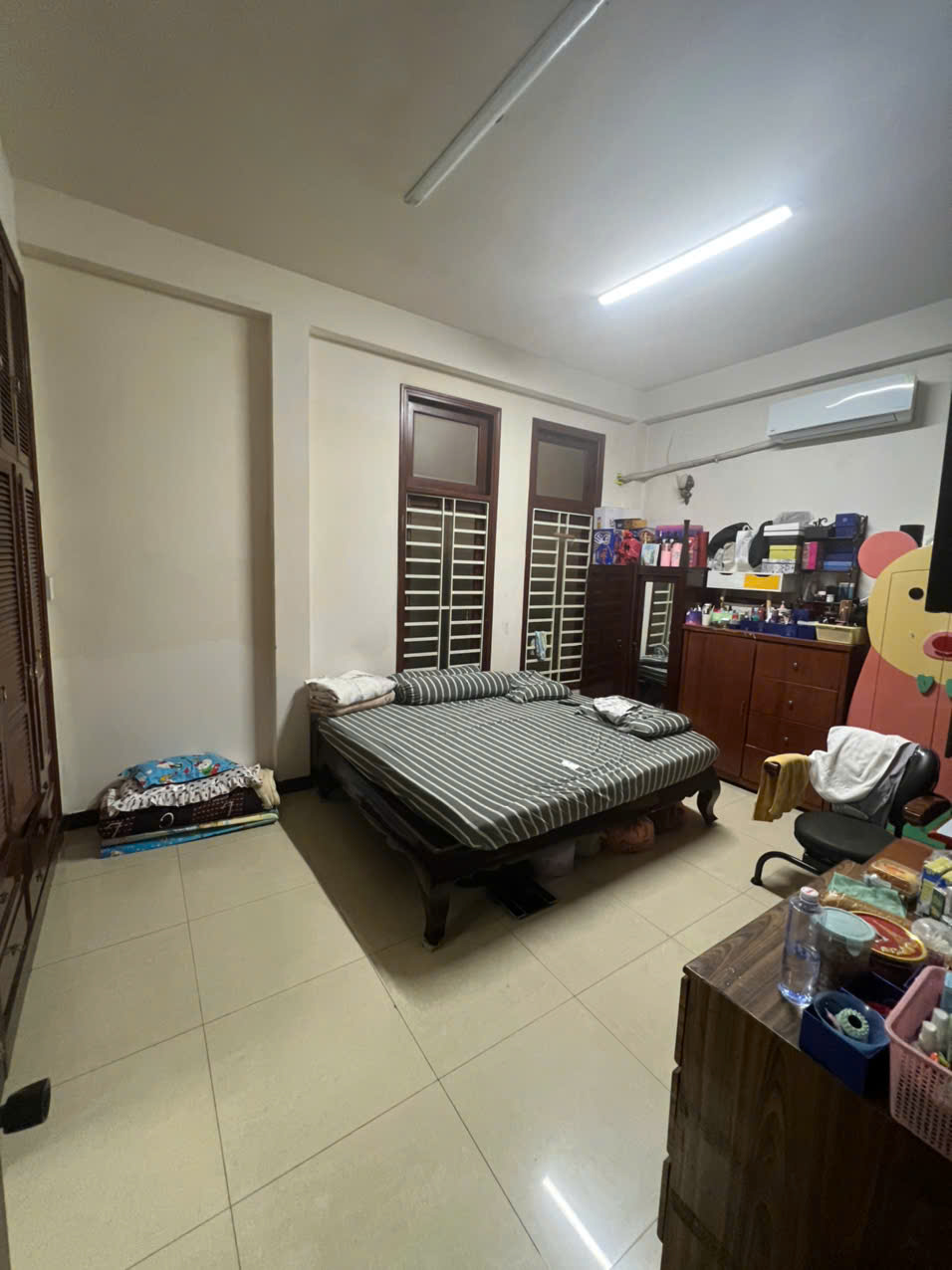 Chủ trực tiếp bán gấp CHDV 6 tầng HXH Lạc Long Quân - Dòng tiền 100tr/th - 29.9 tỷ