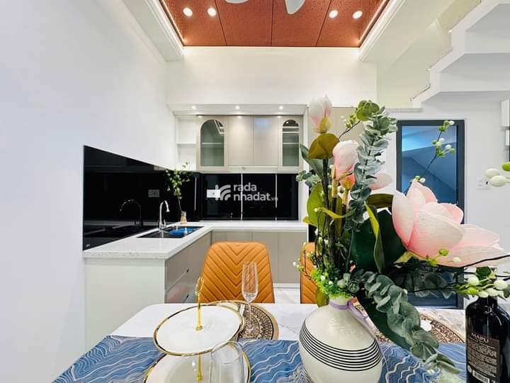 Cần tiền bán nhà Trần Hưng Đạo, Cầu Kho, Quận 1, Giá 4 tỷ 870, Diện tích 50m2 