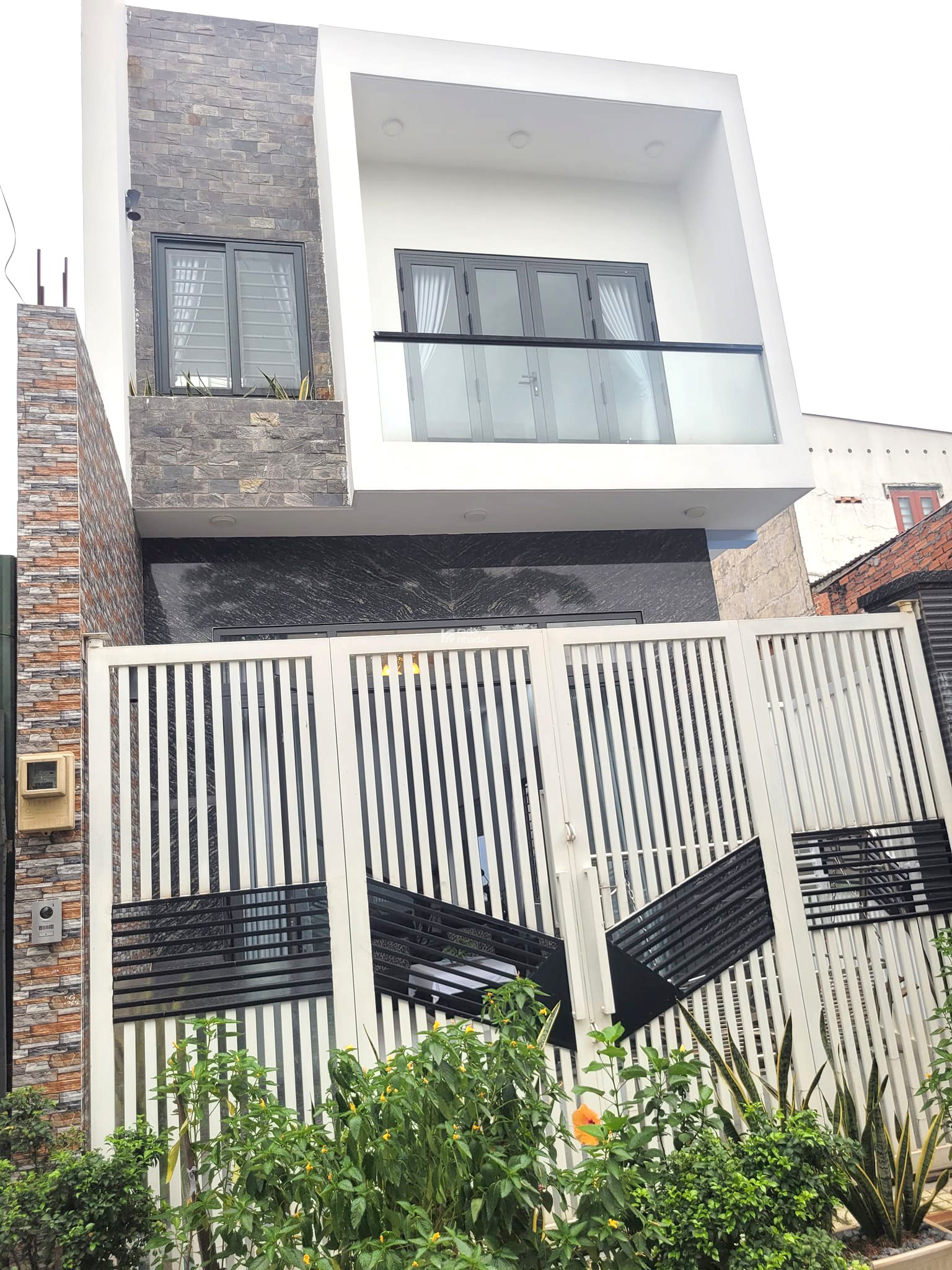 Nhà HXH An Dương Vương Bình Tân 100m2 ngang 5m SHR vuông đẹp, 4PN, ở và kd tốt, nhỉnh 6 tỷ TL