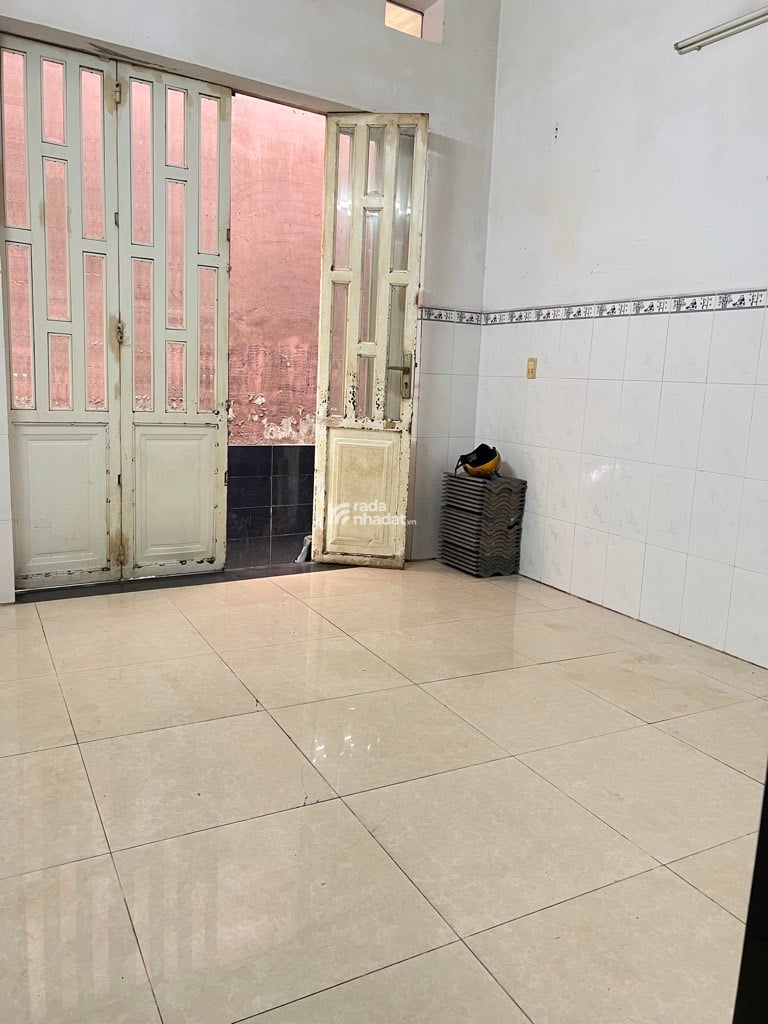 HẺM XE HƠI SÁT NHÀ, ÂU CƠ, TÂN BÌNH, 35M2 CÓ KC Ở NGAY. GIẢM 550TR CHỈ CÒN 3.75T TL 