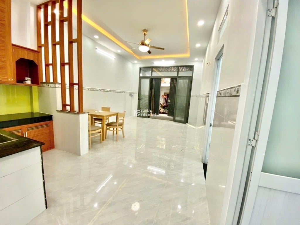 SÁT MẶT TIỀN ĐƯỜNG - DIỆN TÍCH LỚN, NHÀ NỞ HẬU- NHỈNH NHẸ 4