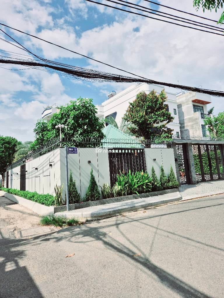 MẶT TIỀN ĐƯỜNG, LÔ GÓC, SÁT QL13, HÀNG XÓM KDC HỒNG LONG 962m2 CHỈ 43 TỶ.