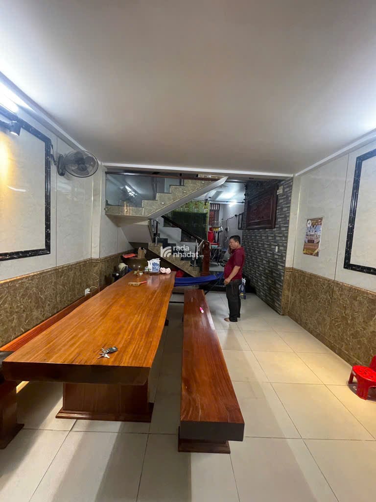 Nhà Phố 4 Tầng Nội Thất Gỗ Căm Xe Diện Tích 76 m2 Lê Đức Thọ P 13 Q Gò Vấp