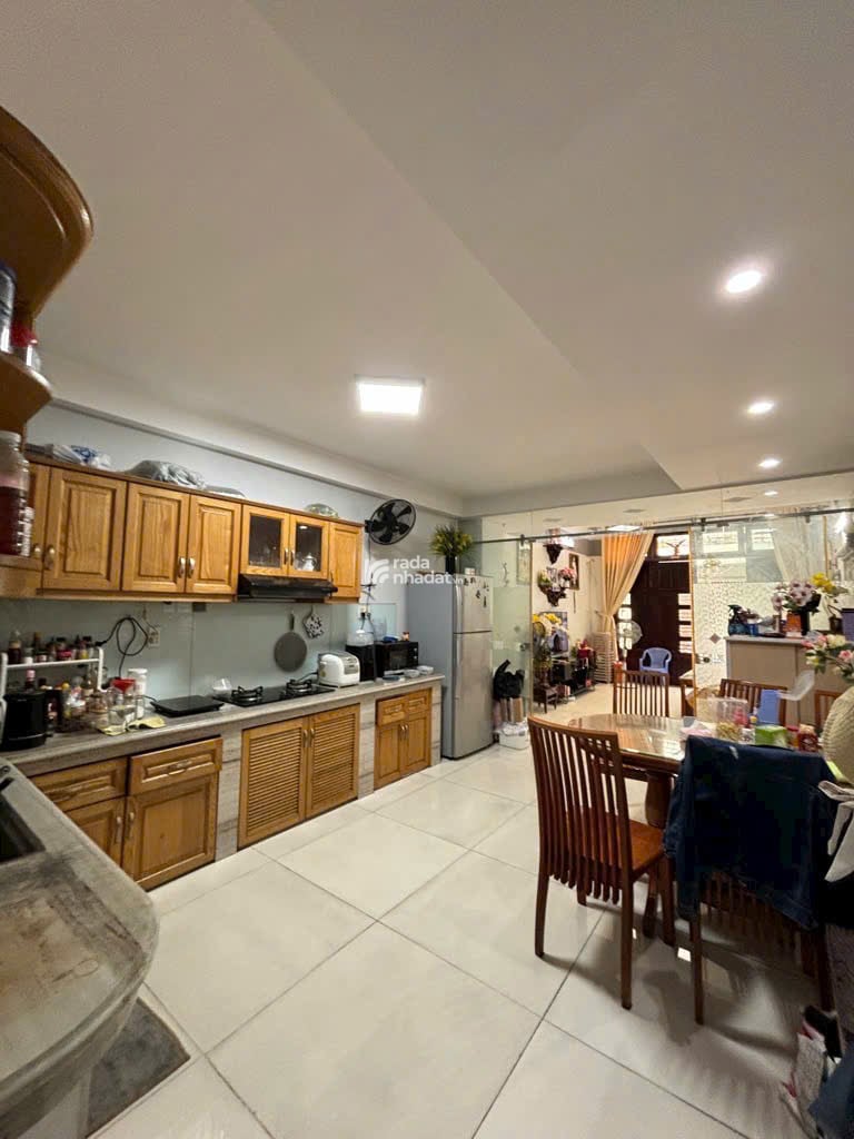 CHỦ BÁN GẤP NHÀ SƯ VẠN HẠNH Q10, giá 3,5 tỷ TL, HẺM OTO, SỔ HỒNG RIÊNG