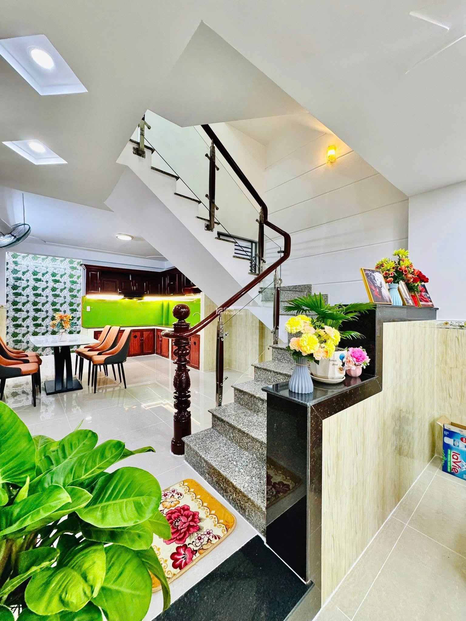 CHỐT NGAY CĂN NHÀ NGUYỄN XÍ, BÌNH THẠNH/ DT 60,8M2 GIÁ CHỈ 3 TỶ 515TR/ HĐT 15TR/ THÁNG/ SHR