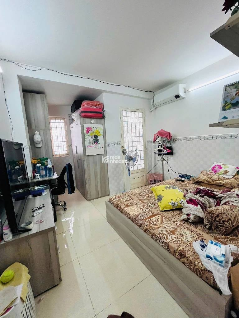 Nhà 4 Tầng, DTSD 56m2, Hẻm Xe Hơi Nguyễn Thị Tần P2 Q8, SHR, chỉ 3,98 Tỷ