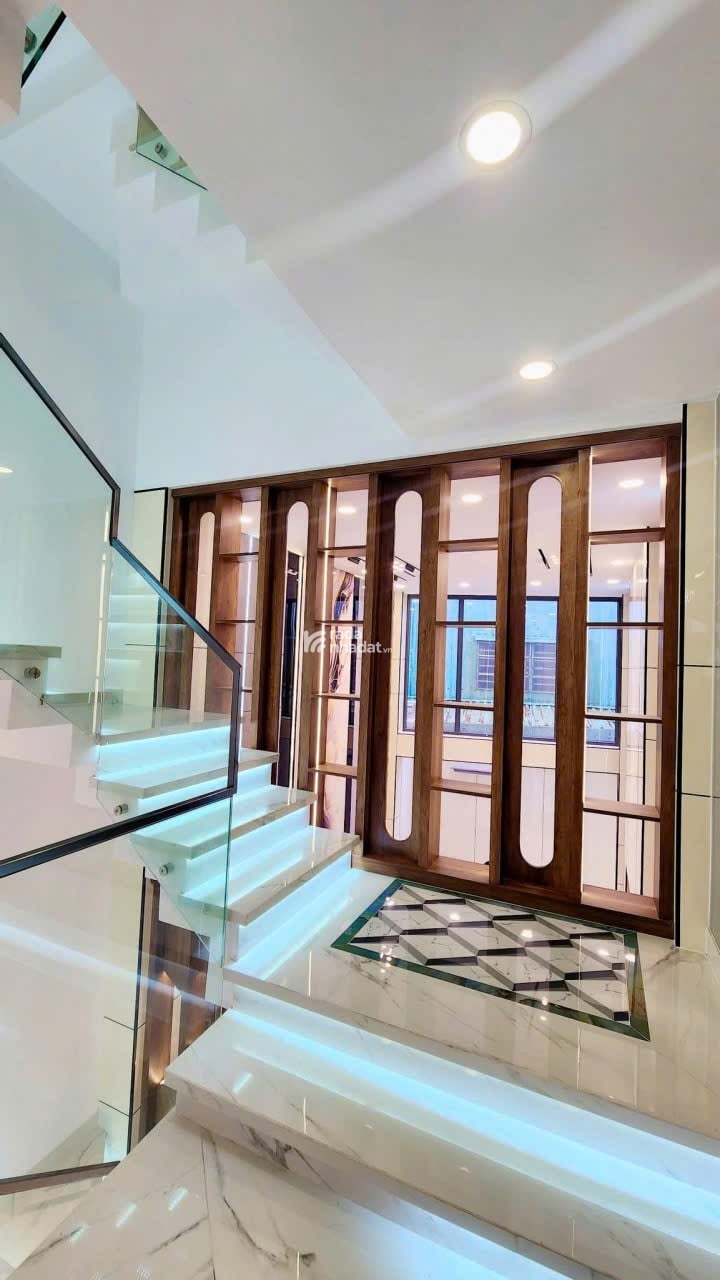 THIỆN CHÍ BÁN GIẢM SỐC 1.45 TỶ - NHÀ 5 TẦNG MỚI ĐẸP - 8.35 TỶ