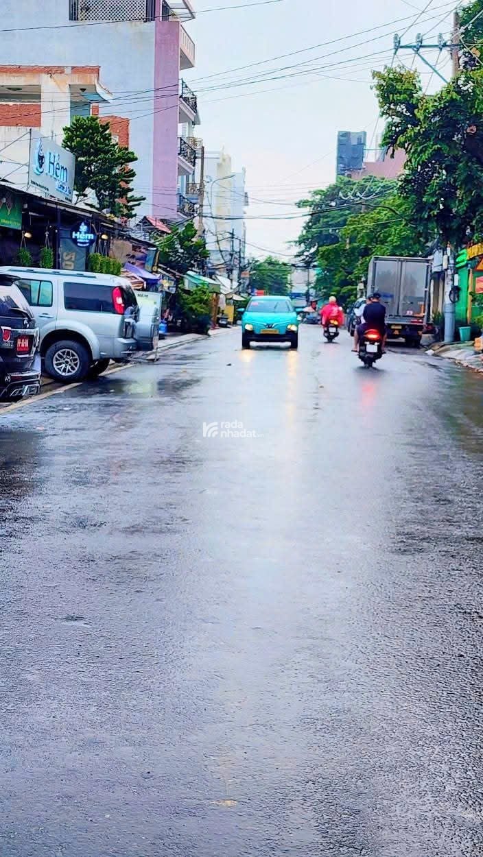 THIỆN CHÍ BÁN GIẢM SỐC 1.45 TỶ - NHÀ 5 TẦNG MỚI ĐẸP - 8.35 TỶ