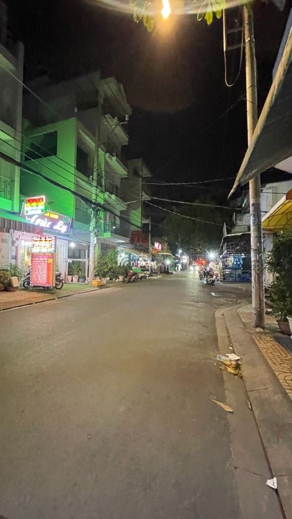 GẦN KCN TÂN BÌNH, HXH TÂY THẠNH, TÂN PHÚ, 41M2 TIỆN XÂY MỚI. GIẢM 550TR CHỈ 5T 