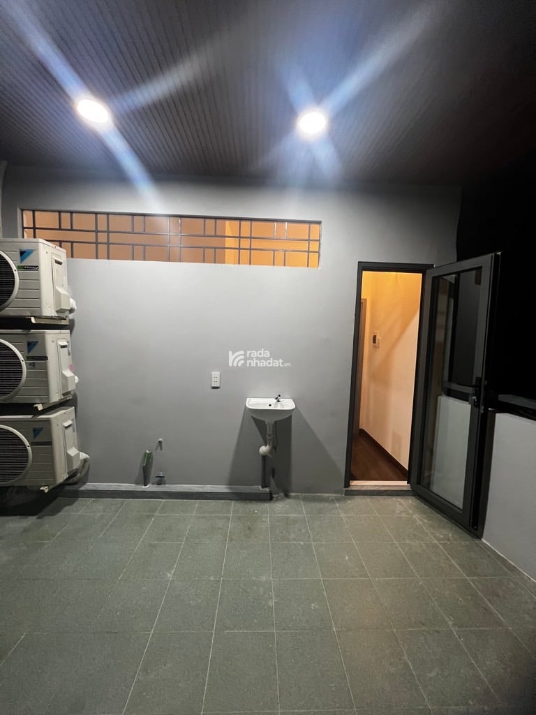 CHỈ CHỈNH HƠN 6TY - 39.5M2 - HOÀ HƯNG QUẬN 10