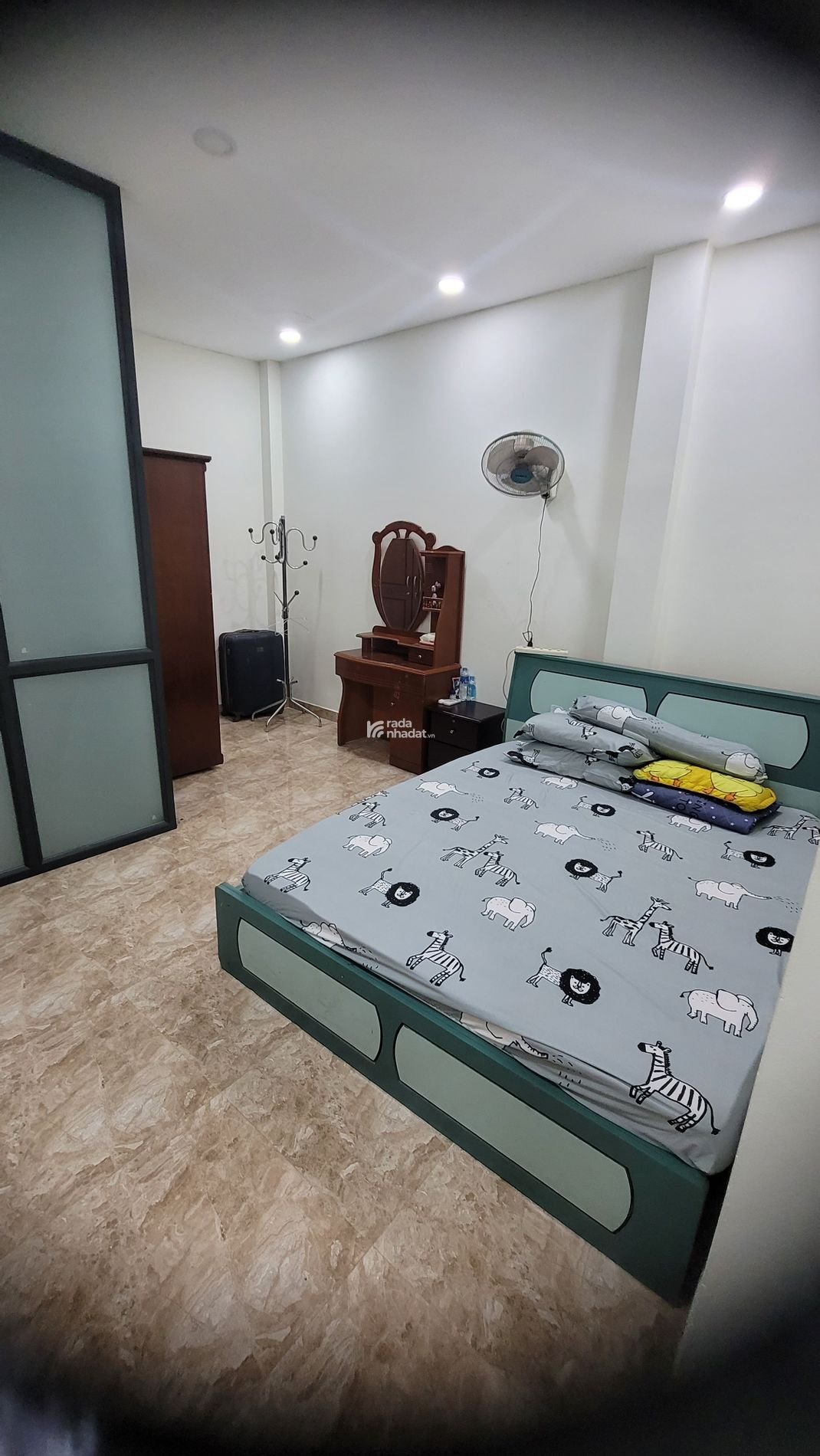 Nhà HXH 6m Trần Văn Quang, 80m2, 4 tầng, 5PN, chỉ 10.6 tỷ TL