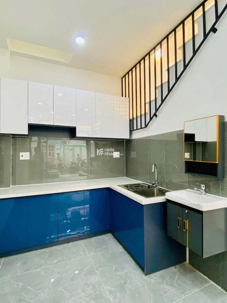 NHỈNH 5 TỶ - NHÀ 3 TẦNG MỚI ĐẸP - 43M2 (4.4x10) - 3PN - GẦN MẶT TIỀN, CÔNG VIÊN LÀNG HOA